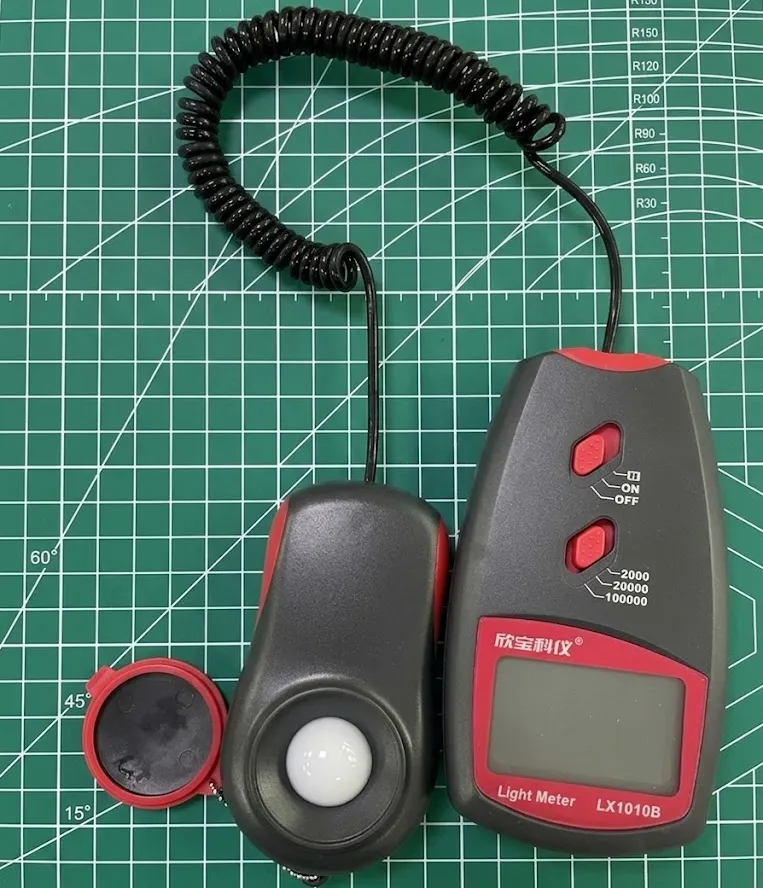Light meter, specialized for checking the brightness of any display products(TVs, monitors, etc).