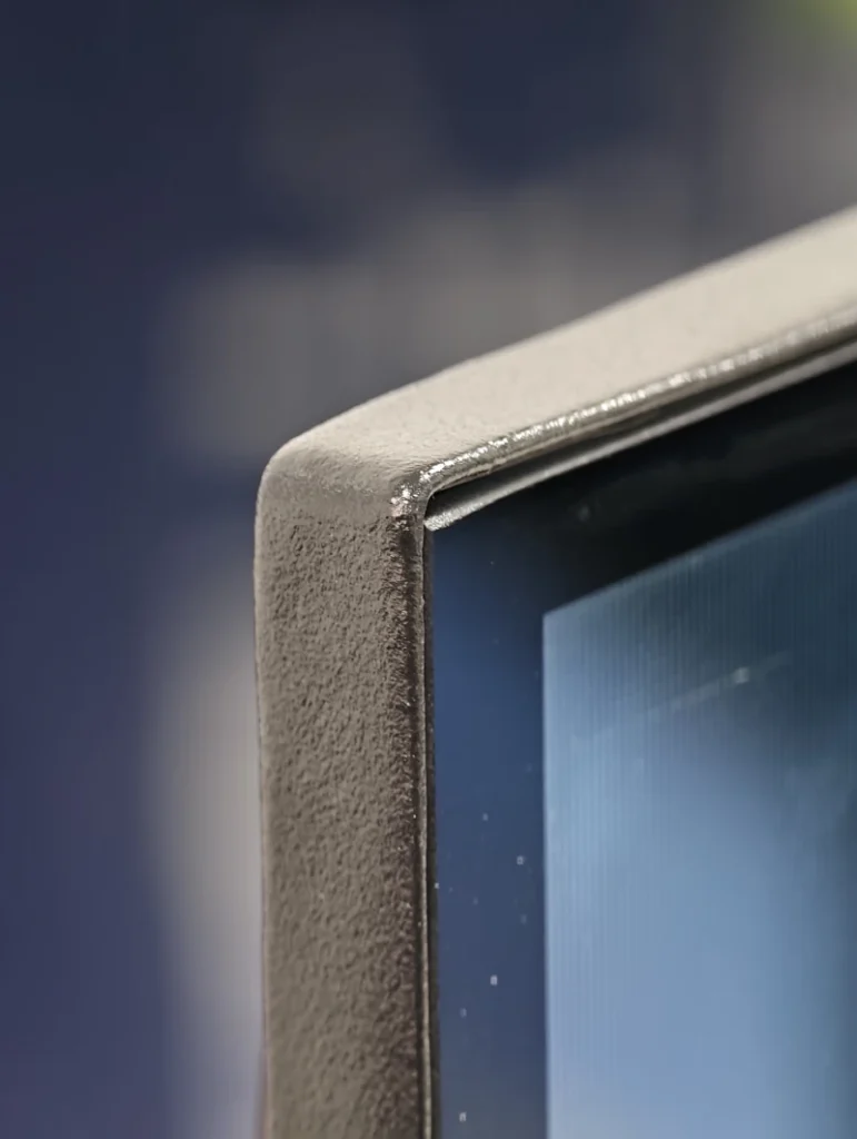 A newer and more modern double glass design introduced in recent product development, the frameless version combines a clean full screen appearance with up to 2mm tempered glass protection. It is well suited for residential applications and environments requiring light to moderate protection against scratches, pointed contact, knocks, and kicks.
